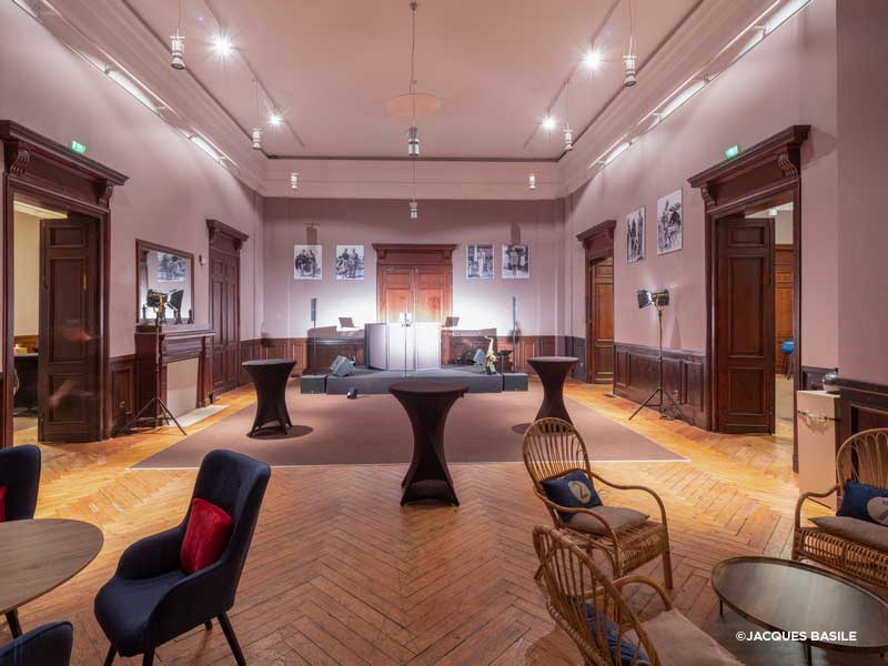 Salon à la Villa le Cercle Deauville lors de la célébration des 30 ans du CID Palais des Congrès
